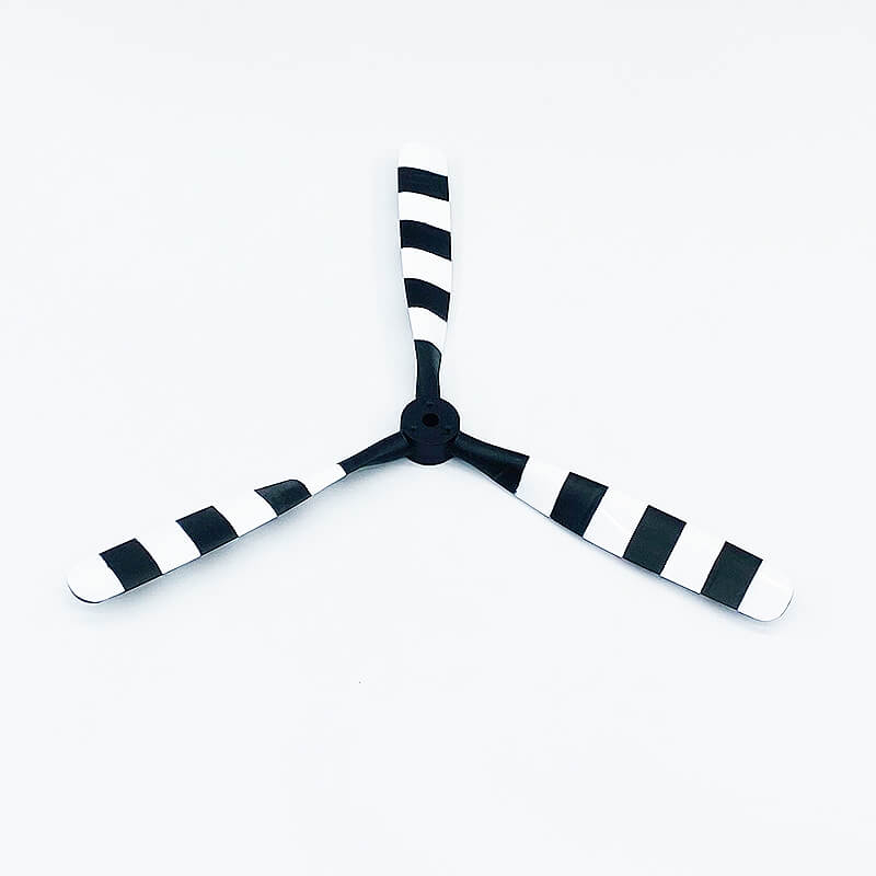 image XFLY TWIN OTTER 10 x 7 3-BLADE PROPELLER (1PC) - Image 1