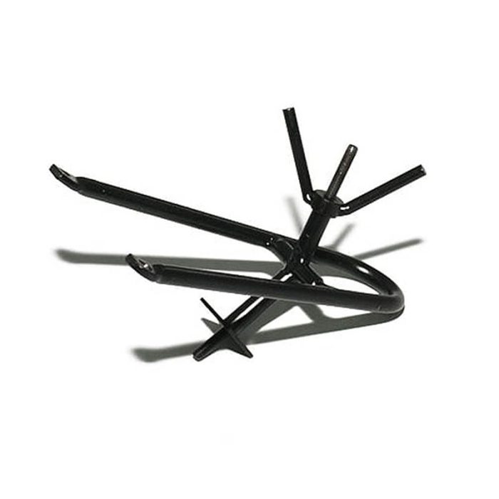 RC4WD TRUCK BED MOUNT ANGLED SPARE TYRE CARRIER - Image 1