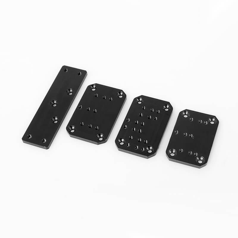 image RC4WD UNIVERSAL WINCH MOUNTING PLATES - Image 1
