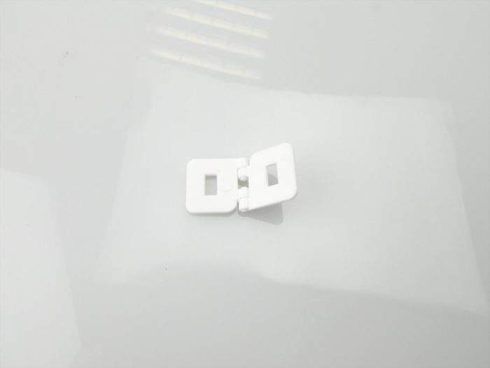 Flat Nylon Hinge (pk10) - Image 1
