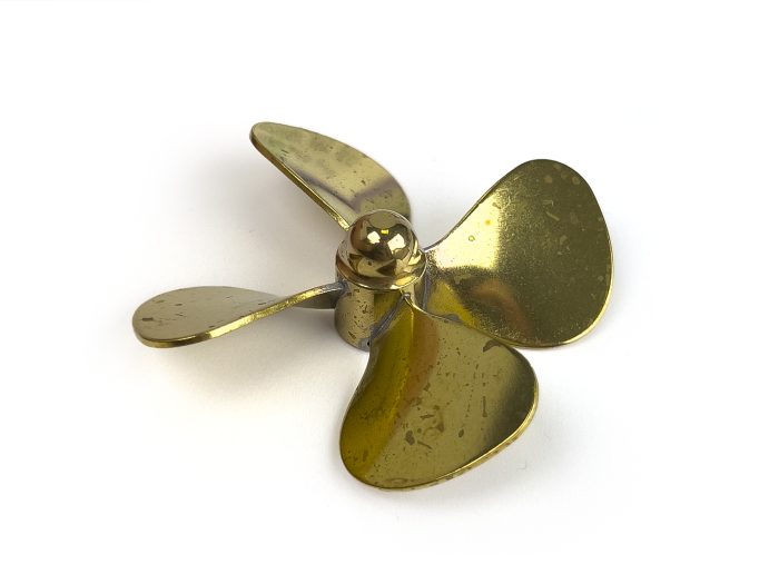 Brass Propeller (Classic), 4 Blade, 65mm, M4, RH - Image 1