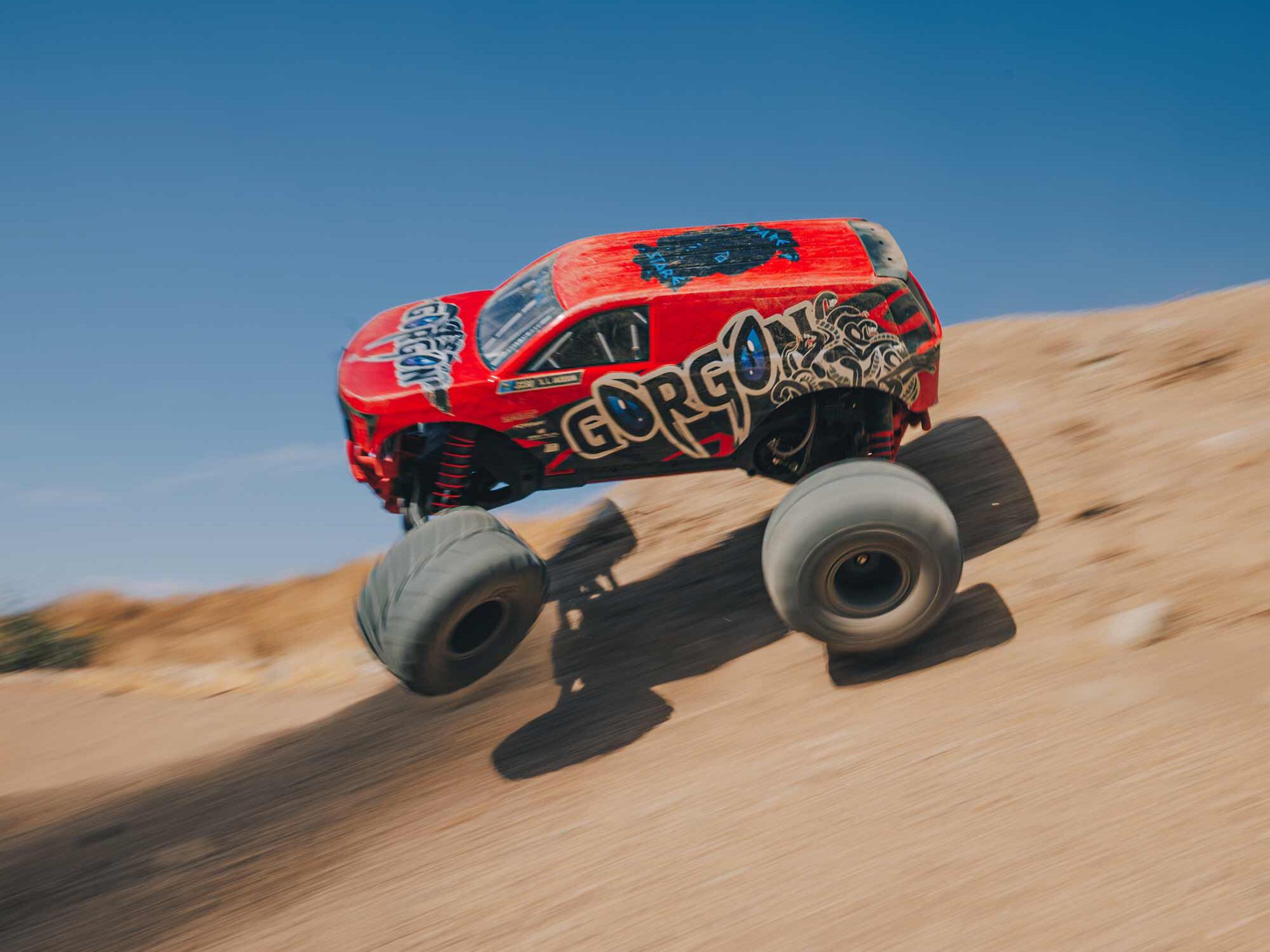 Arrma 1/10 GORGON MEGA 550 2WD MT with Battery & Charger Red - Image 19