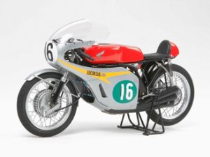 Tamiya 1/12 Honda RC166 50th Anniversary
