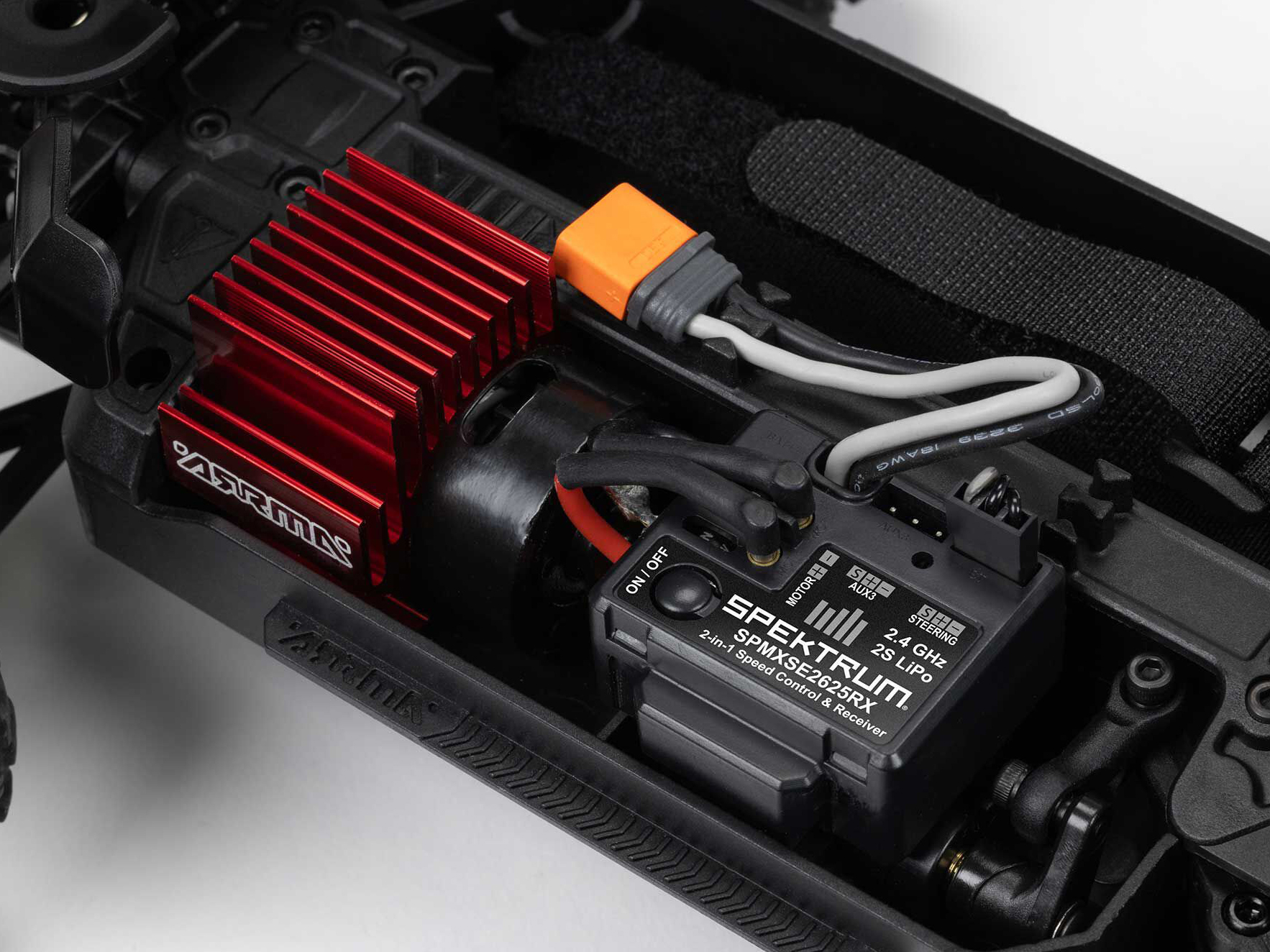 Arrma 1/18 GRANITE GROM MEGA 4X4 MT with Battery & Charger Red - Image 4