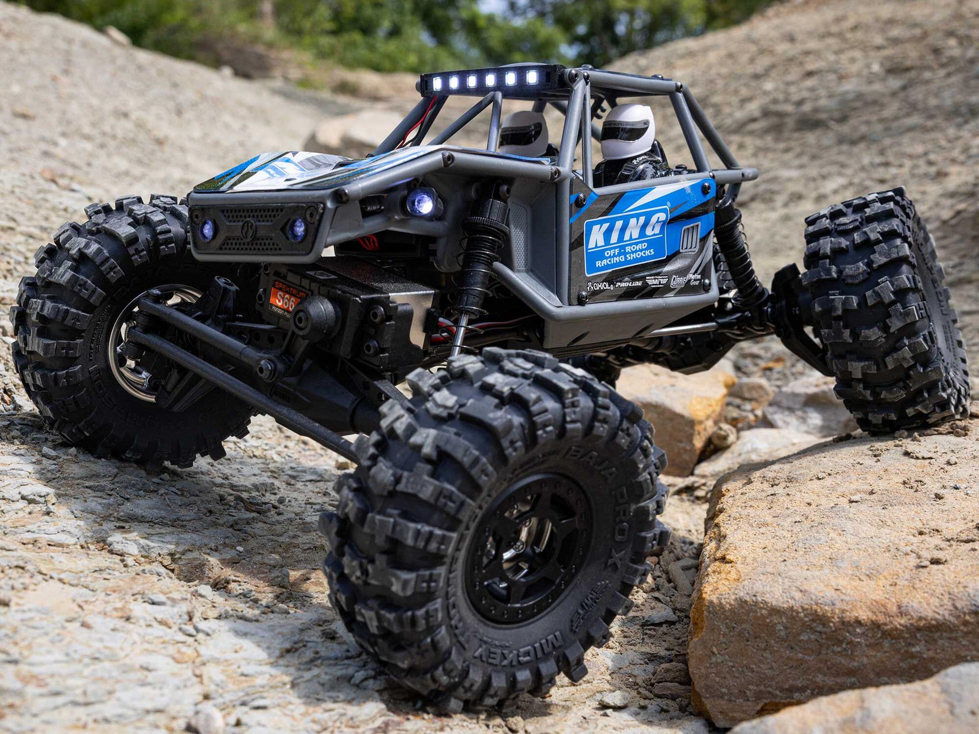 Axial 1/18 UTB18 Capra 4WS 4WD Trail Buggy RTR with Bat/Chg Blue - Image 13