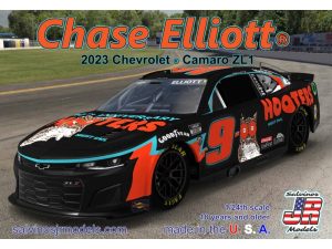 Salvinos JR Models 1:24 Hendrick Motorsports Chase Elliott 2023 Camaro Hooters
