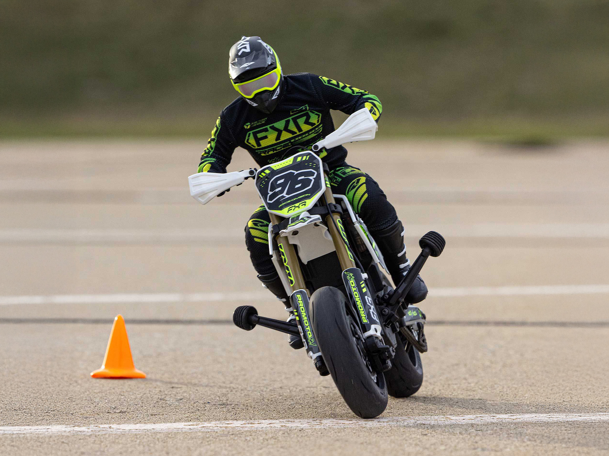 Losi 1/4 Promoto-SM FXR Supermoto Motorcycle RTR Basic - Image 16