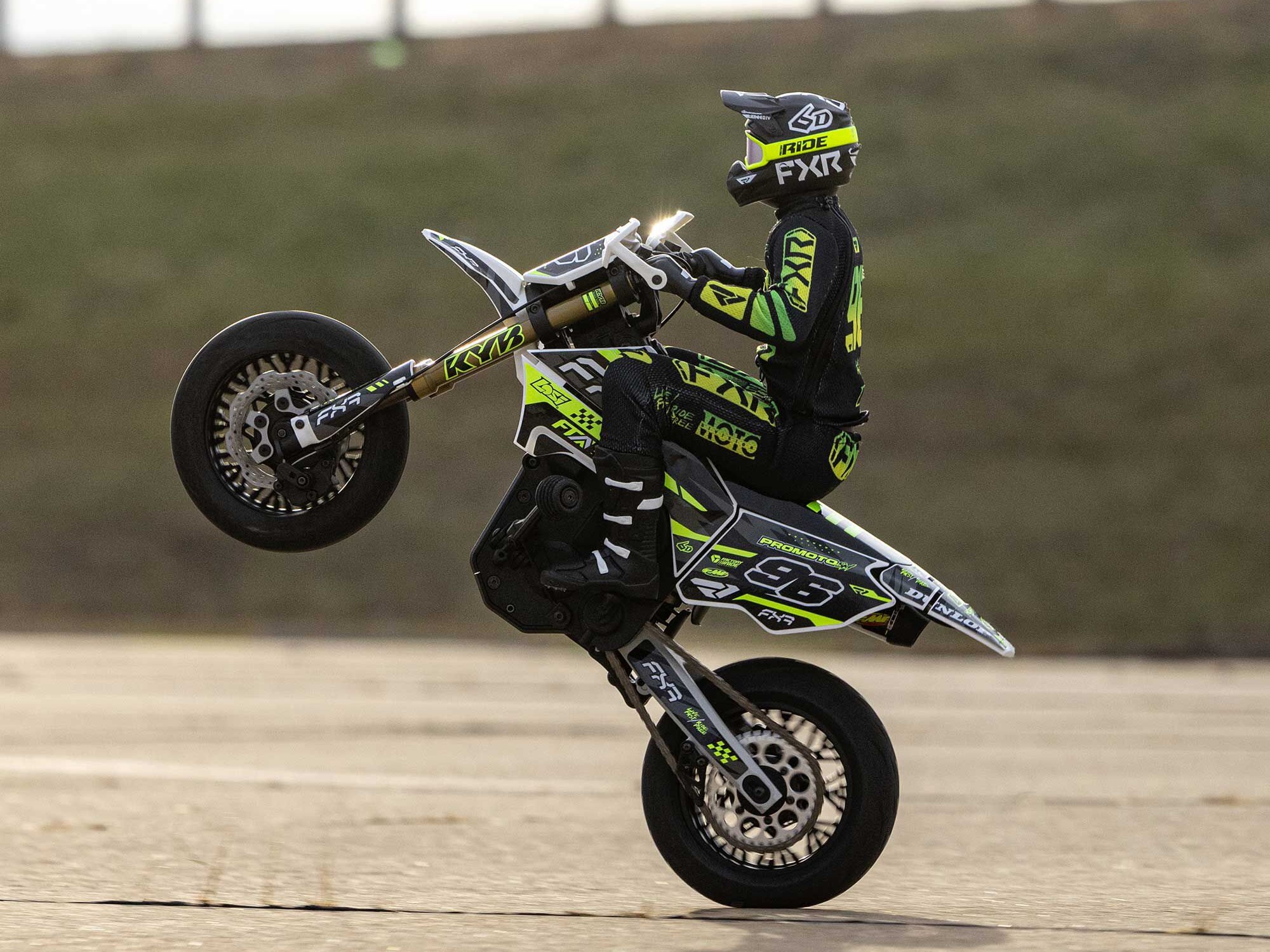 Losi 1/4 Promoto-SM FXR Supermoto Motorcycle RTR Basic - Image 20