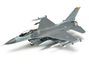 Tamiya 1/72 F-16CJ Block 50 Fighting Falcon with Full Equipment