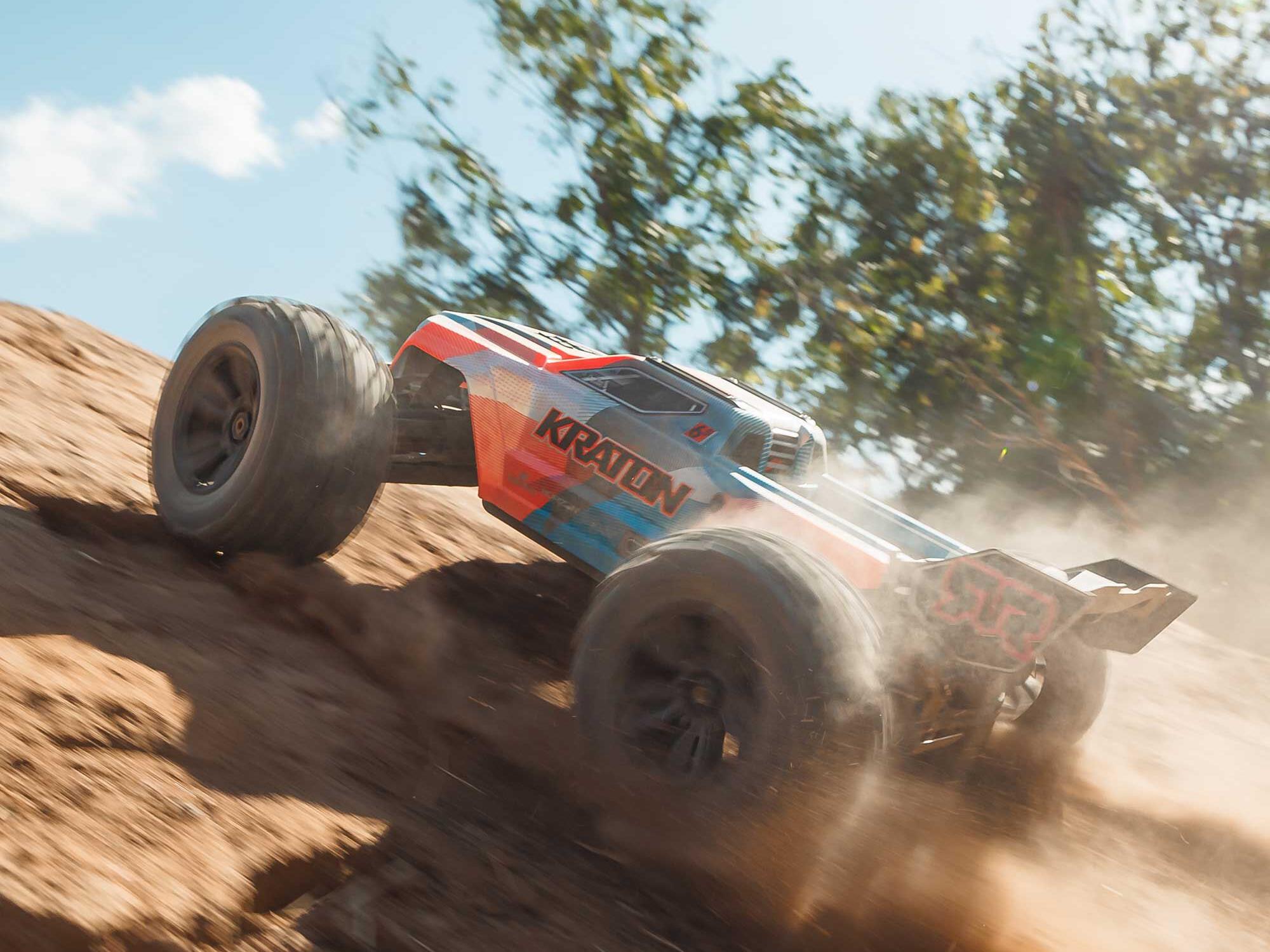 Arrma 1/8 KRATON 6S V6 4X4 BLX Speed Monster Truck RTR Blue/Orange - Image 16