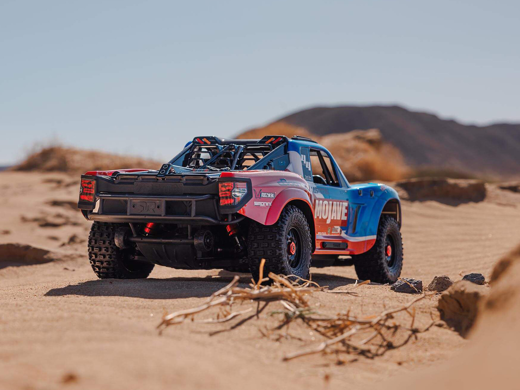 Arrma 1/8 MOJAVE 4S 4X4 BLX DT (with Centre Diff) RTR Blue - Image 19
