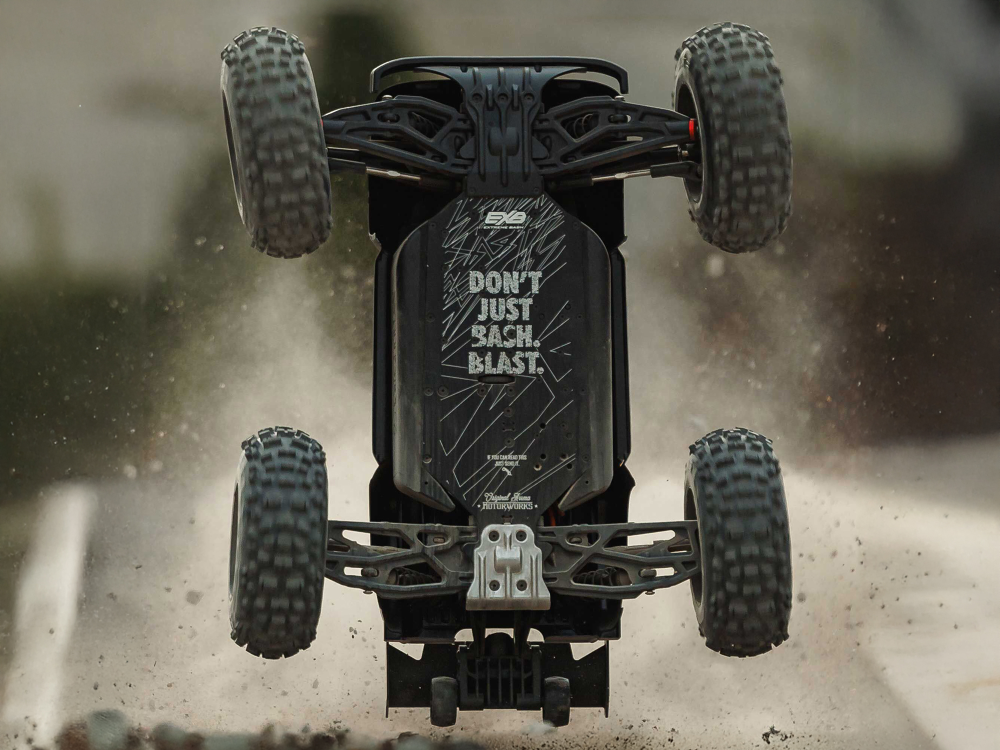 Arrma 1/8 NOTORIOUS 6S V6 4X4 BLX Stunt Truck RTR Black - Image 19