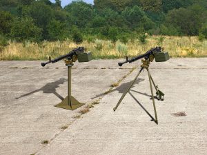 ICM DShKM Heavy Machine Gun with Support/Tripod
