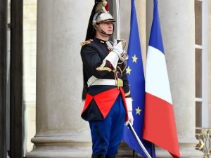 ICM French Republican Guard Cavalry Regiment Corporal 1:16 Figure