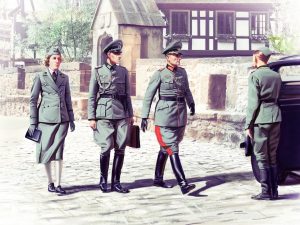ICM WWII German Staff Personnel 4 Figures