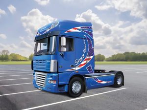 Italeri DAF XF-105 "Space America"