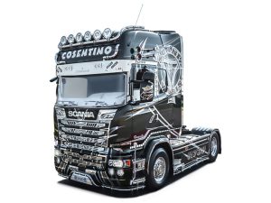 Italeri Scania R730 Streamline Show Trucks