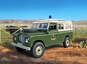 Italeri Land Rover 109 'Guardia Civil'