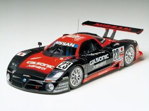 Tamiya Nissan R390 GT1