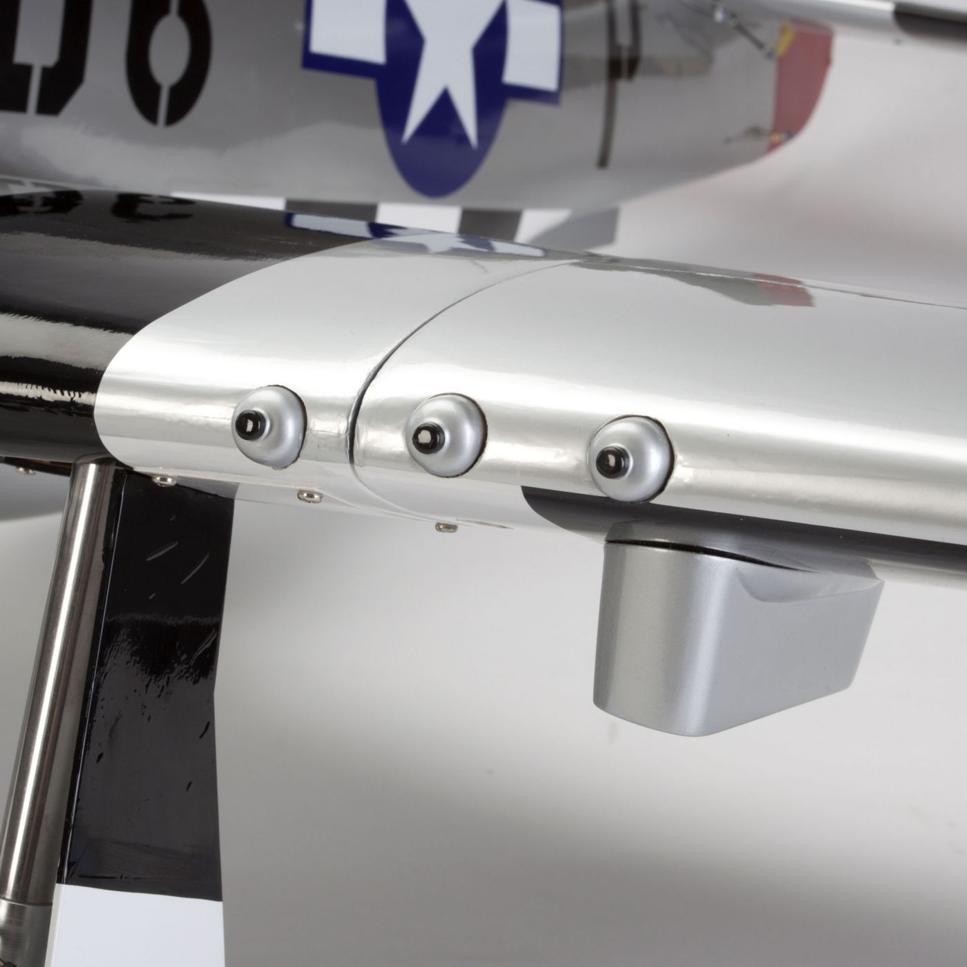 Hangar 9 P-51D Mustang 60cc ARF - Image 22