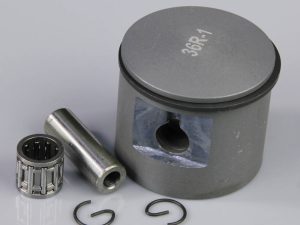 Stinger Engines Piston and Accessories including C-Clips / Ring / Gudgeon Bearing and Pin (fits 35cc RE)