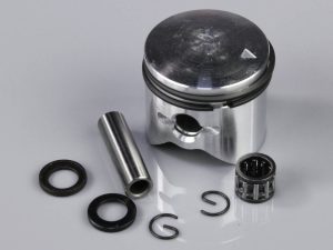 Stinger Engines Piston and Accessories including C-Clips / Rings / Gudgeon Bearing and Pin / Spacers (fits 26cc SE)