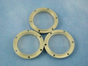Ripmax Porthole, 18mm, With 6 Hole Flange, Glazed, 10pk