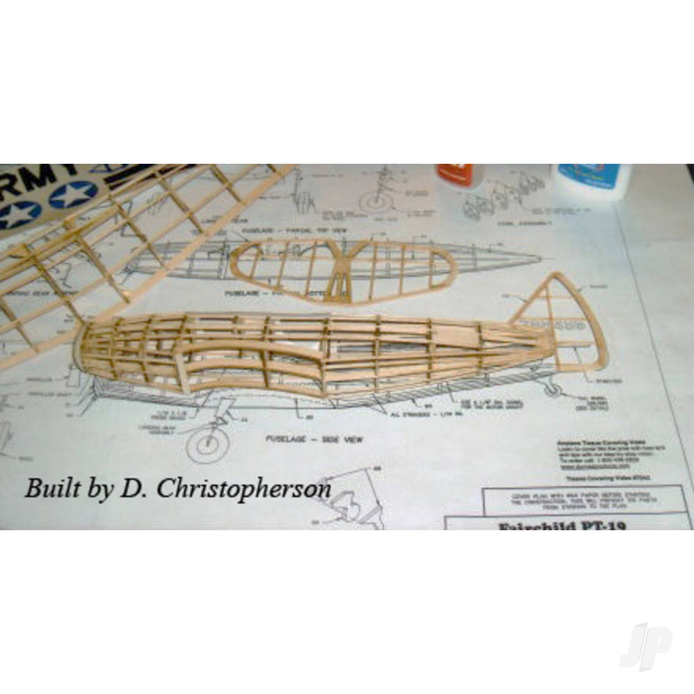 Dumas PT-19 Fairchild (44.5cm) (224) - Image 2