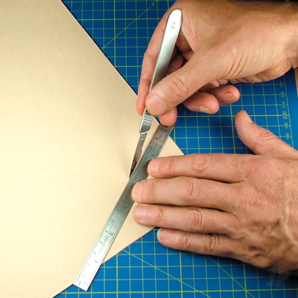 Modelcraft Stainless Steel Scalpel HDl No.3 + 11 Blade (Pkn1214/3/11) - Image 3