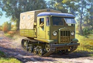Zvezda STZ-5 Soviet artillery tractor
