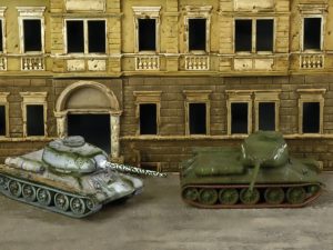 Italeri T-34/85 RUSSIAN TANK - 2 X FAST ASSEMBLY