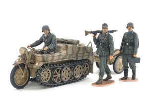 Tamiya 1/35 Sd.Kfz.2 Kettenkraftrad Mid Production