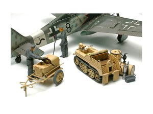 Tamiya German Aircraft Power Supply Unit & Kettenkraftrad Set