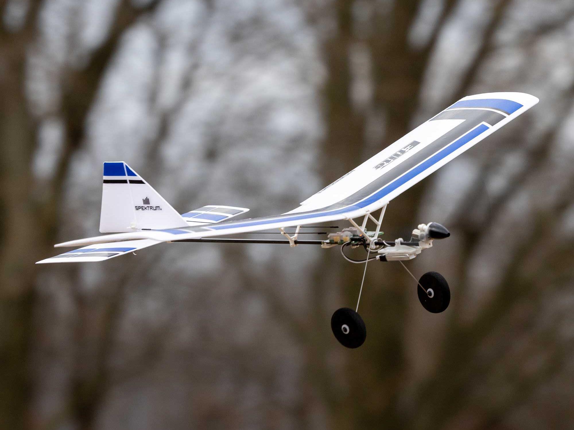 E-flite UMX Slow Ultra Stick RTF with AS3X and SAFE Select - Image 18