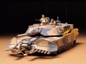 Tamiya U.S. M1A1 ABRAMS W/ MINE PLOW