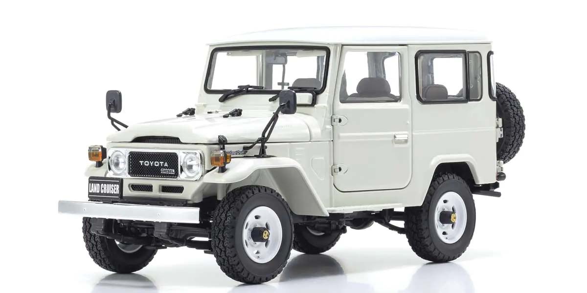 KYOSHO DIE CAST Kyosho 1:18 Toyota Land Cruiser 40 Van (BJ42V) 1980 White